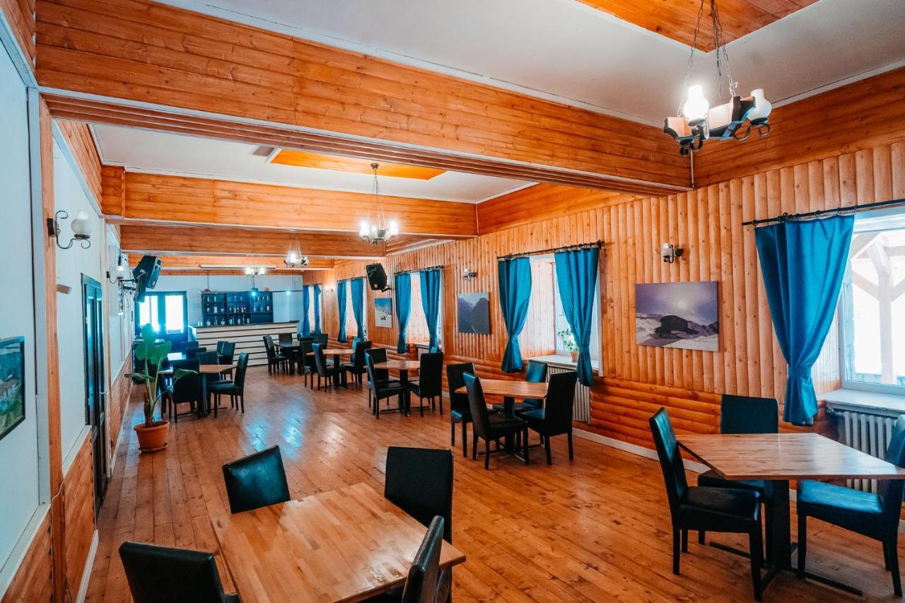 Balea Cascada Bed & Breakfast Cartisoara Exterior photo