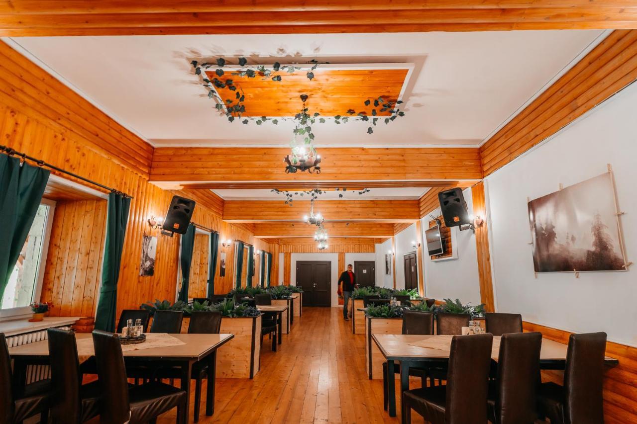 Balea Cascada Bed & Breakfast Cartisoara Exterior photo