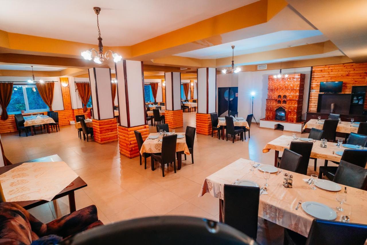 Balea Cascada Bed & Breakfast Cartisoara Exterior photo